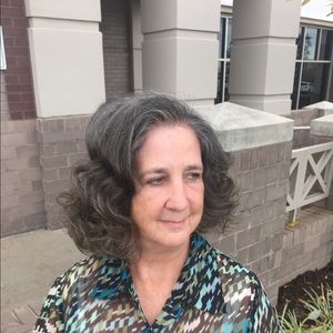 Meet your Posher, Phyllis